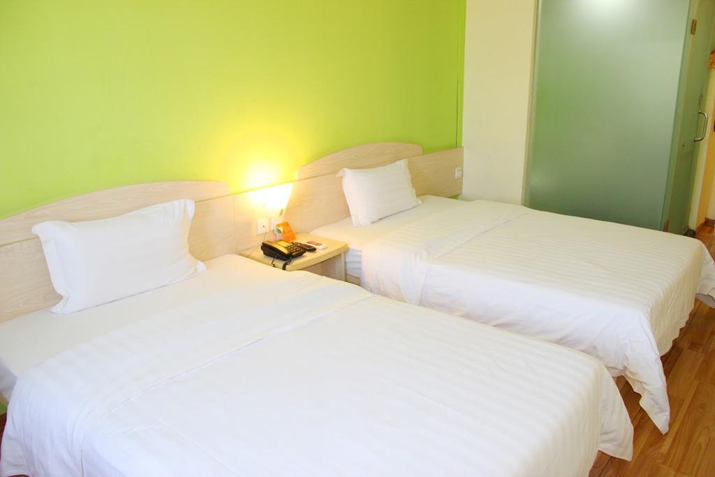 7Days Inn Dalian Gangwan Square Station Port Rom bilde